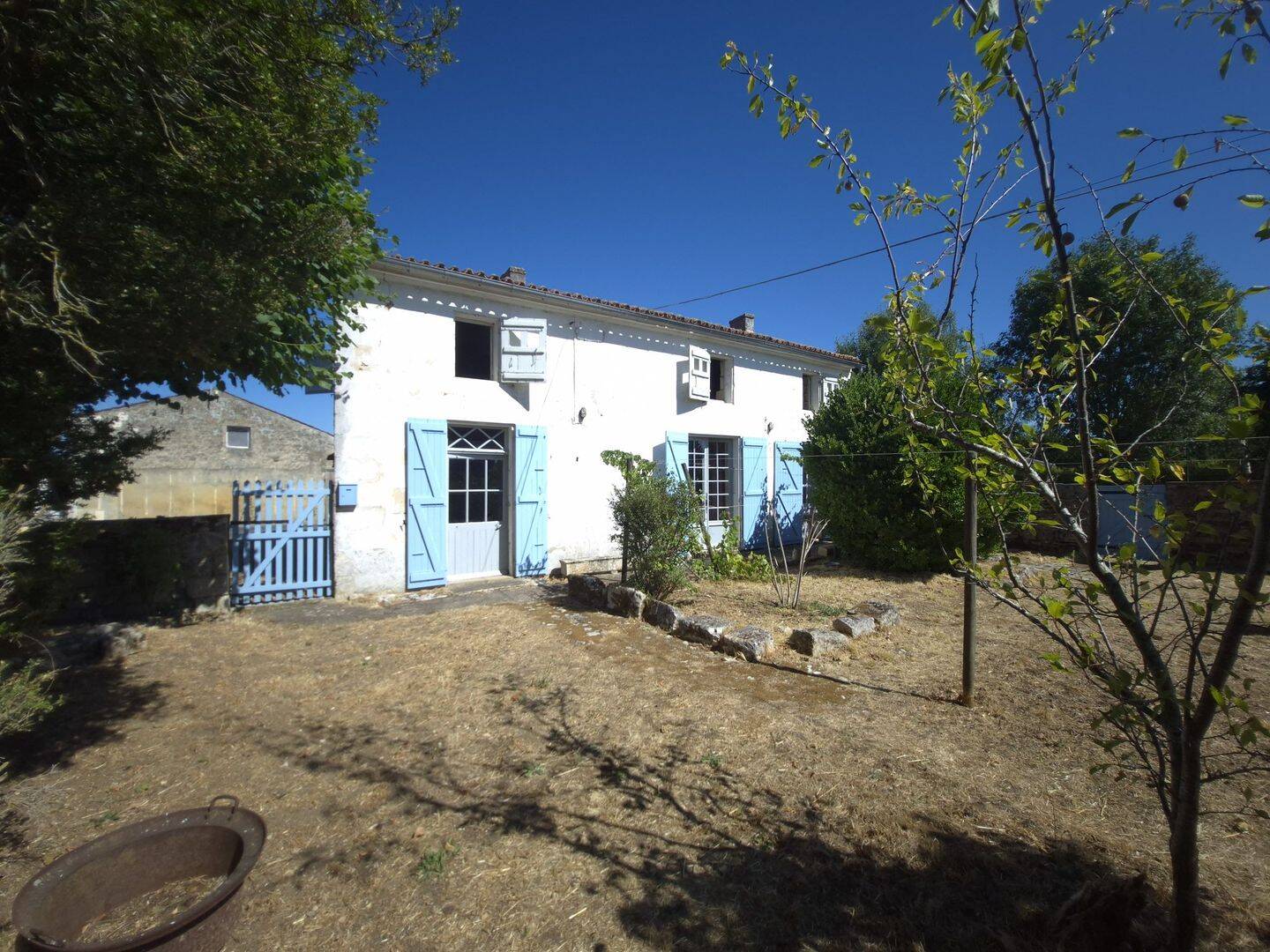 Maison 5 pièces 148 m² · à Saint-Savinien · 148 m² · 210 000 €