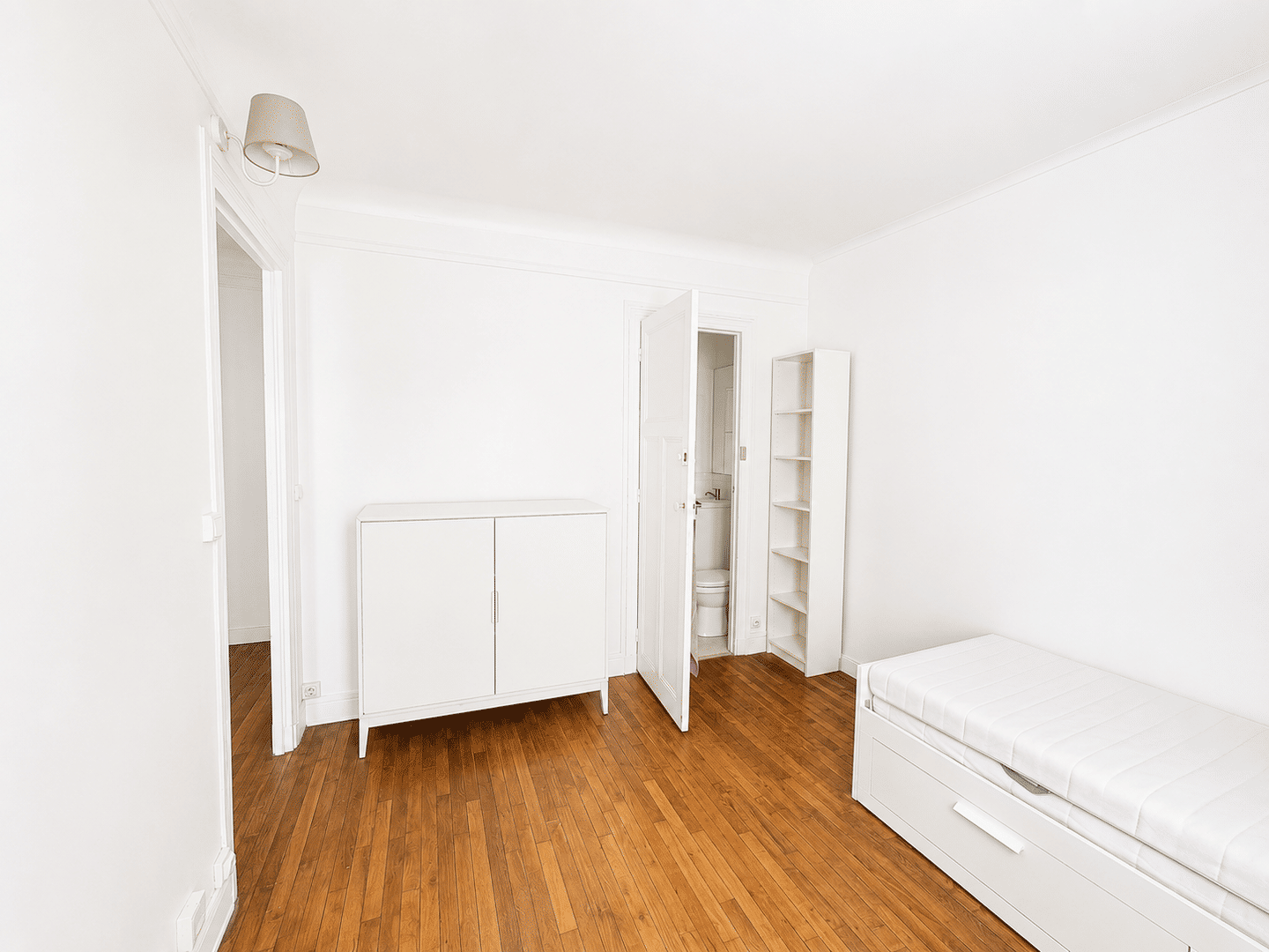 Appartement 2 pièces 26 m² · à Paris 17ème Arrondissement · 26 m² · 250 000 €