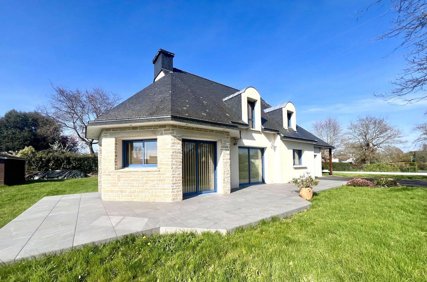 Maison 7 pièces 147 m² · à Saint-Avé · 147 m² · 699 000 €