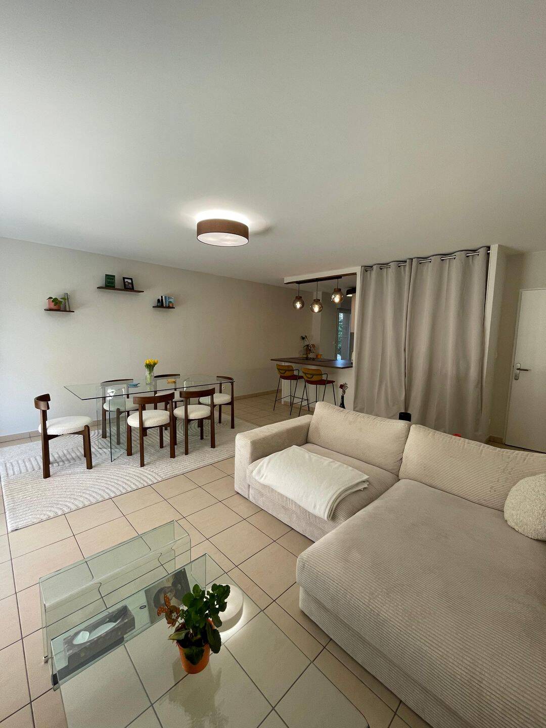 Appartement 3 pièces 77 m² · à Albigny-sur-Saône · 77 m² · 1 280 €/mois