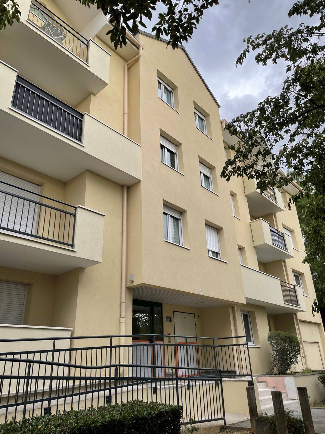 Appartement 1 pièce 28 m² · à Plaisir · 27,5 m² · 626 €