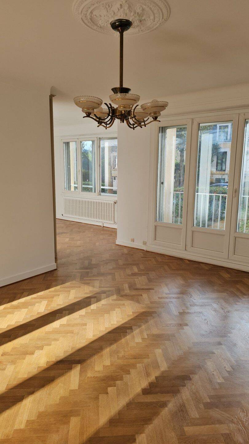 Appartement 3 pièces 82 m² · à Nantes · 81,7 m² · 883 €/mois