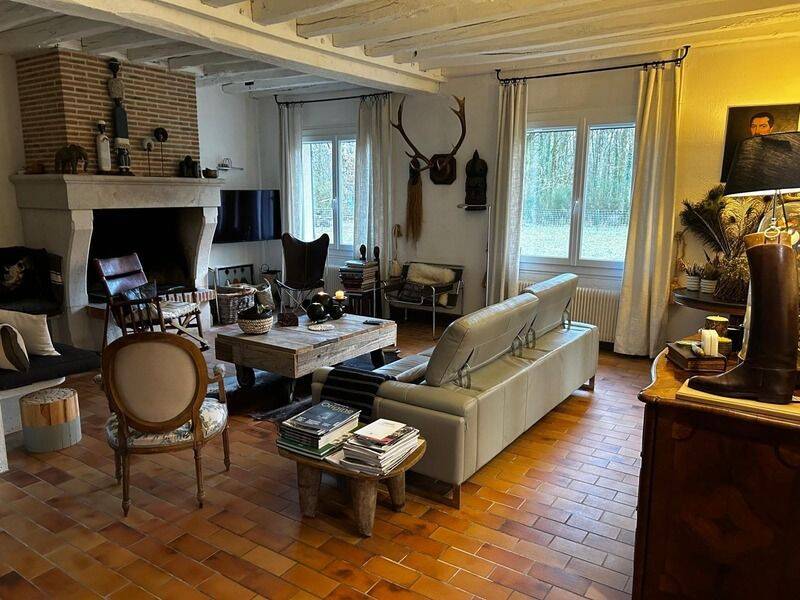 Maison 11 pièces 395 m² · à Yvoy-le-Marron · 395 m² · 550 000 €