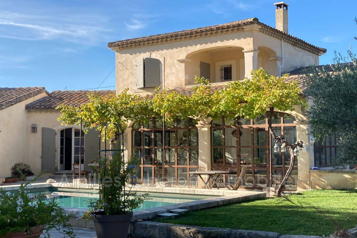 Maison 6 pièces 242 m² · à Saint-Rémy-de-Provence · 242 m² · 1 160 000 €