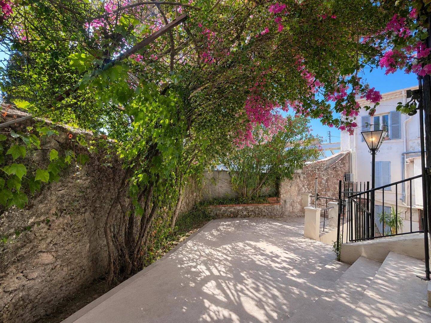 Appartement 4 pièces 90 m² · à Cannes · 90,1 m² · 498 000 €