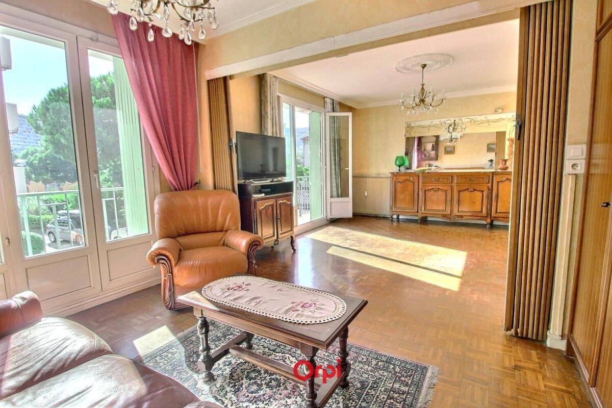 Appartement 4 pièces 69 m² · à Marseille 11ème Arrondissement · 69 m² · 170 000 €