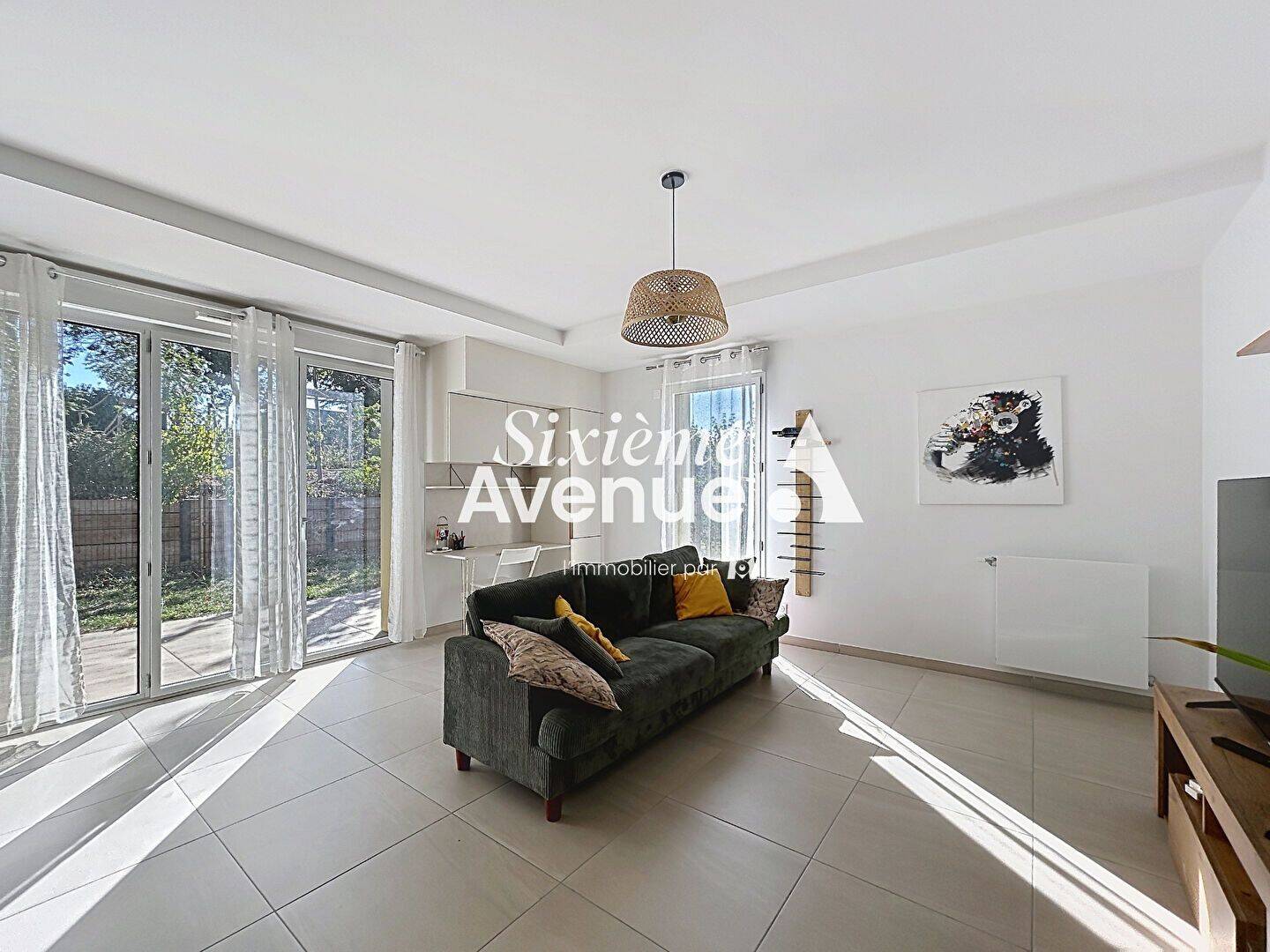 Appartement 3 pièces 73 m² · à Décines-Charpieu · 72,7 m² · 1 250 €/mois