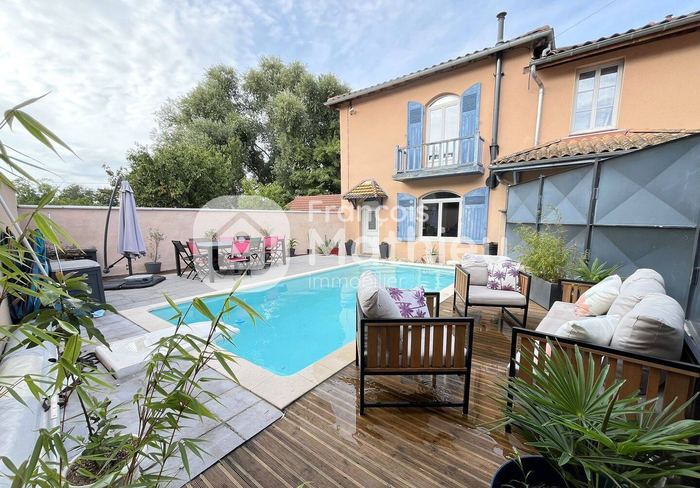 Maison 5 pièces 146 m² · à Châtillon-sur-Chalaronne · 146 m² · 299 000 €