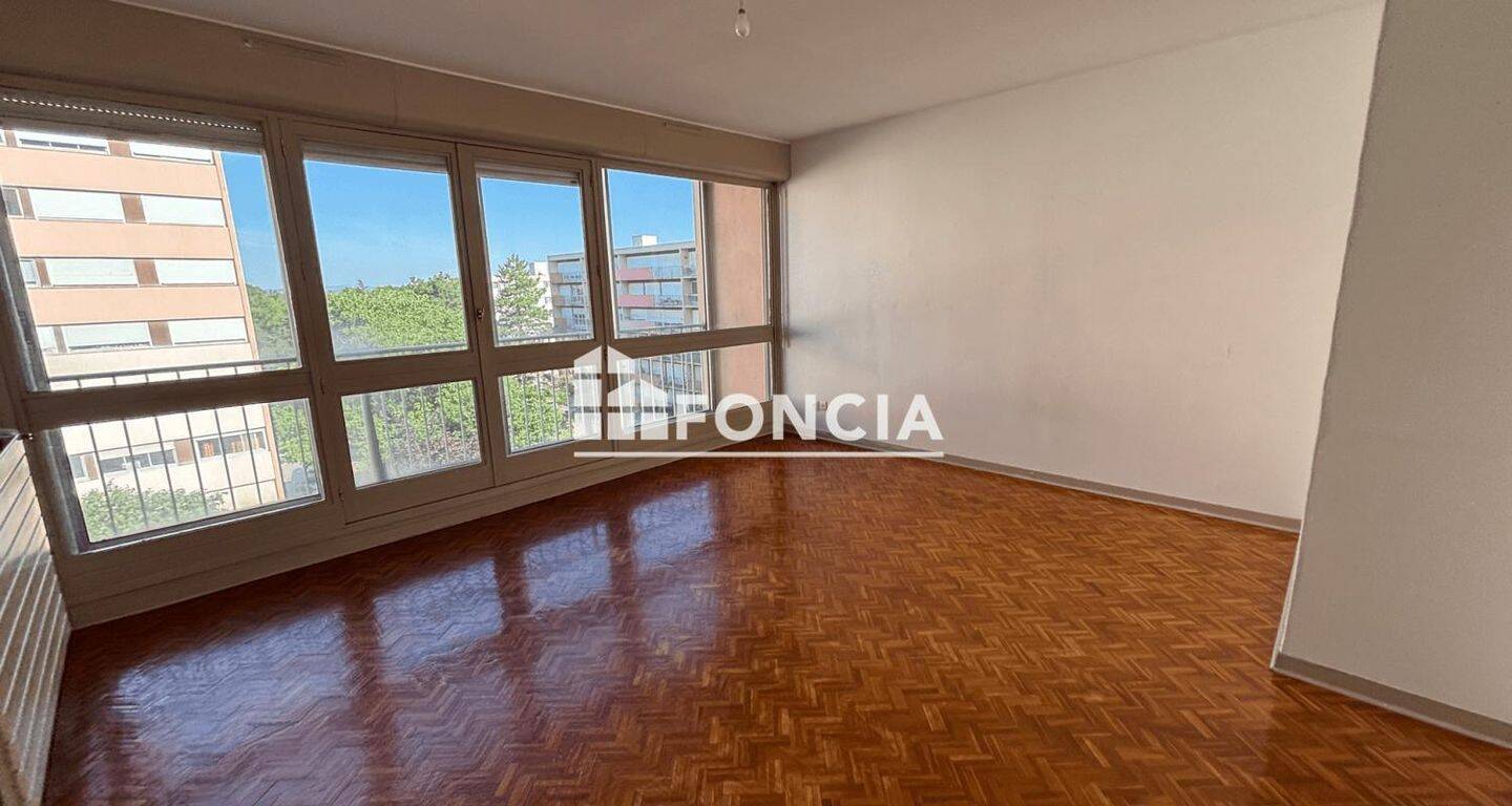 Appartement 3 pièces 65 m² · à Sainte-Foy-lès-Lyon · 65,1 m² · 904 €/mois