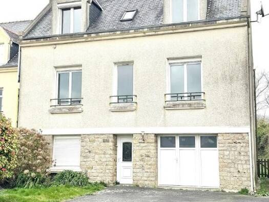 Maison à vendre 150 800 € 8 pièces 5 chambres 143 m² 720 m² de terrain Le Folgoët 29260