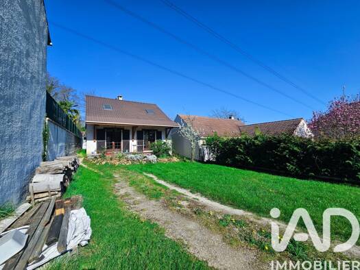 Maison à vendre 259 900 € 5 pièces 3 chambres 121 m² 583 m² de terrain Leuville-sur-Orge 91310