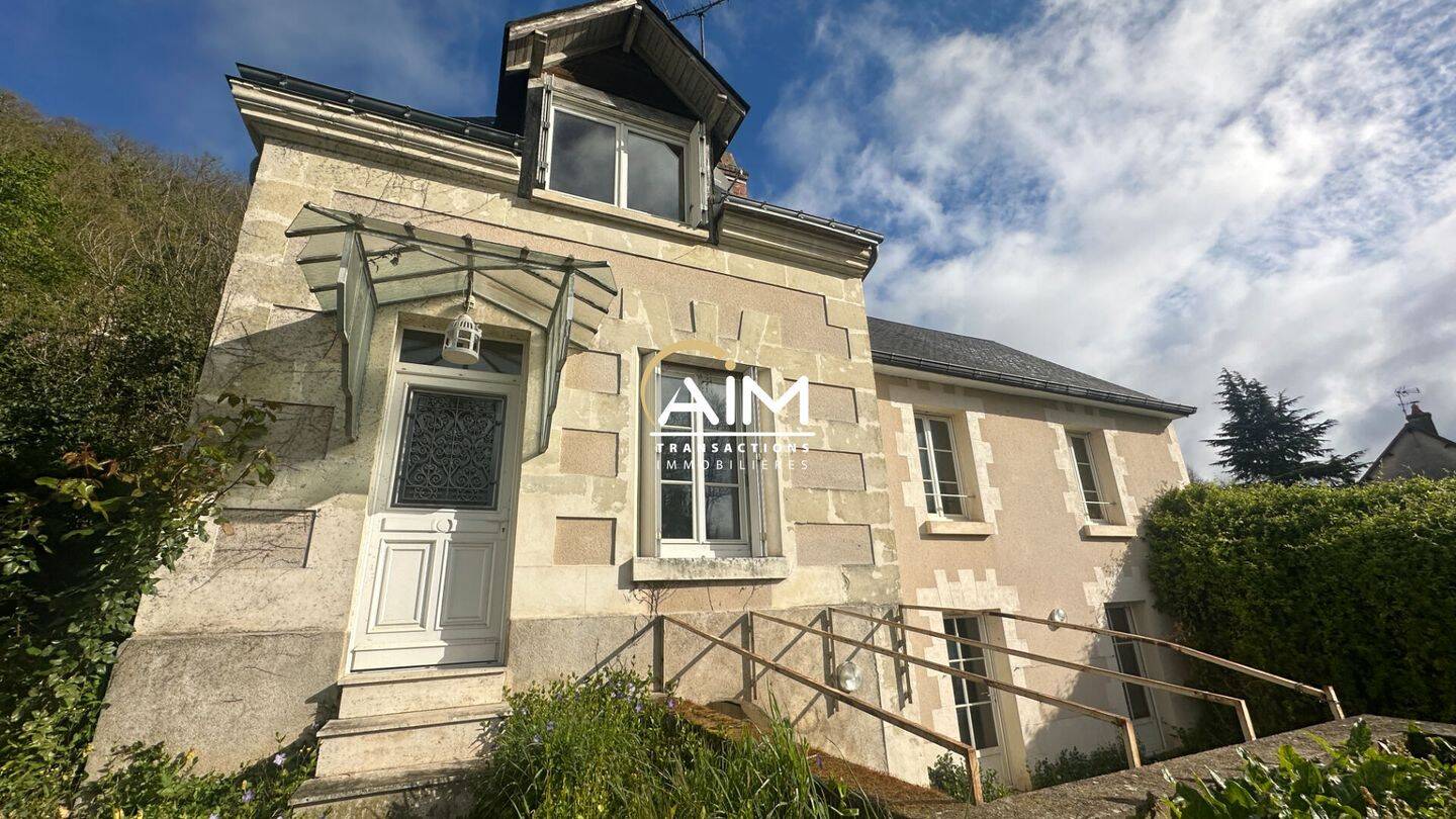 Maison 7 pièces 166 m² · à Nazelles-Négron · 166 m² · 225 800 €