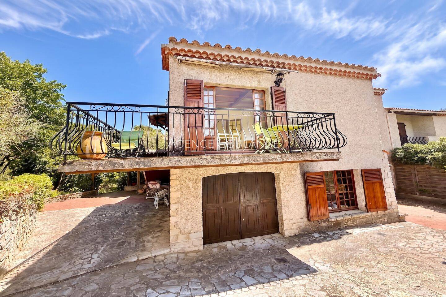 Maison 161 m² · à Saint-Cyr-sur-Mer · 161,4 m² · 1 155 000 €