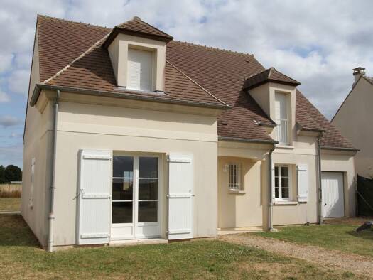 Maison de plain-pied à louer 1 467 € 5 pièces 4 chambres 130 m² Lachelle 60190