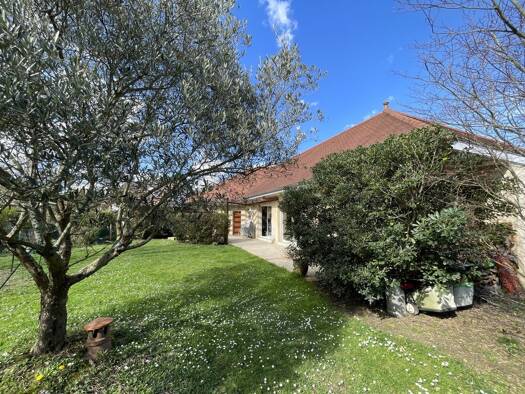 Maison de plain-pied à vendre 475 000 € 6 pièces 4 chambres 147 m² 900 m² de terrain Idron 64320