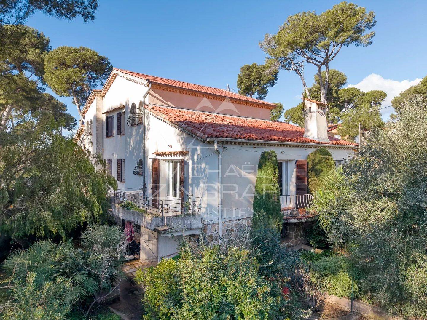 Maison 6 pièces 190 m² · à Antibes · 190 m² · 1 298 000 €
