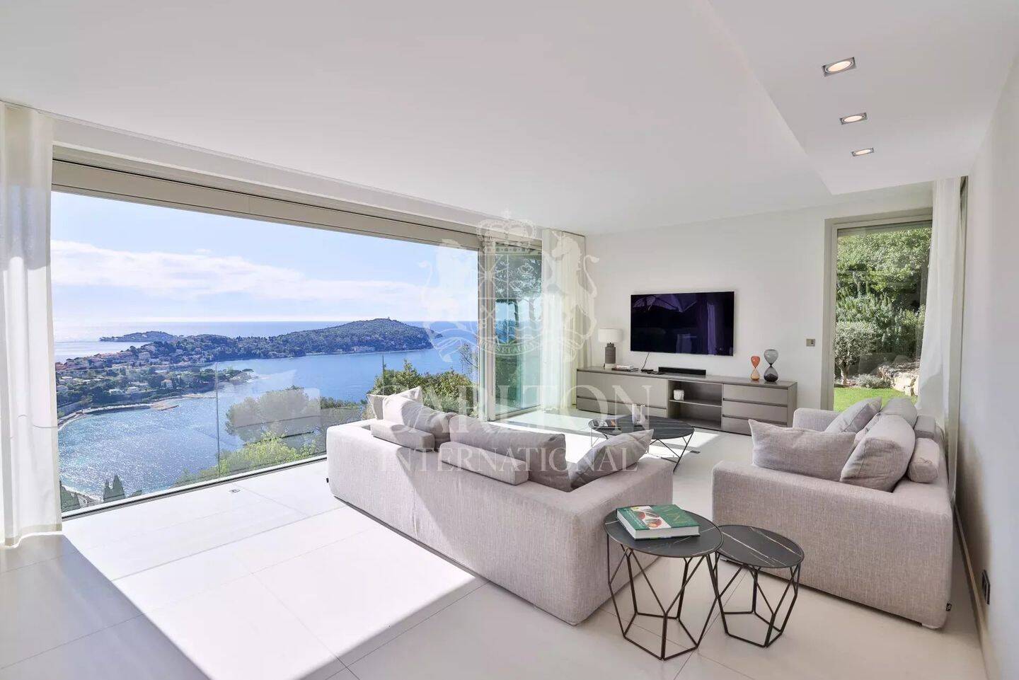 Maison 8 pièces 359 m² · à Villefranche-sur-Mer · 359 m² · 8 925 000 €