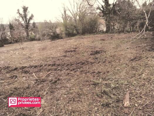 Terrain constructible à vendre 44 000 € 2 006 m² de terrain Razac-sur-l'Isle 24430