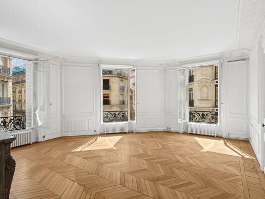 Appartement à vendre 3 950 000 € 6 pièces 4 chambres 206,56 m² Étage 3/6 Triangle d'Or Paris 8ème arrondissement 75008
