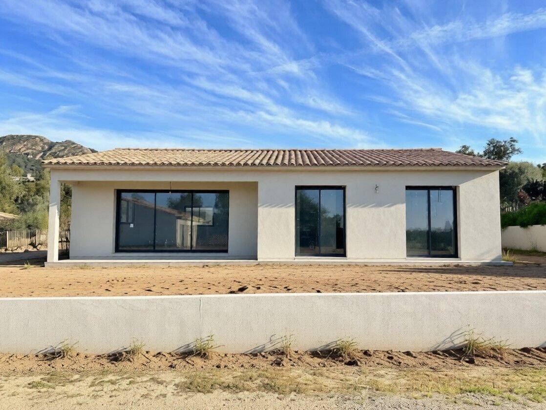Maison 4 pièces 105 m² · à Zonza · 105 m² · 568 000 €