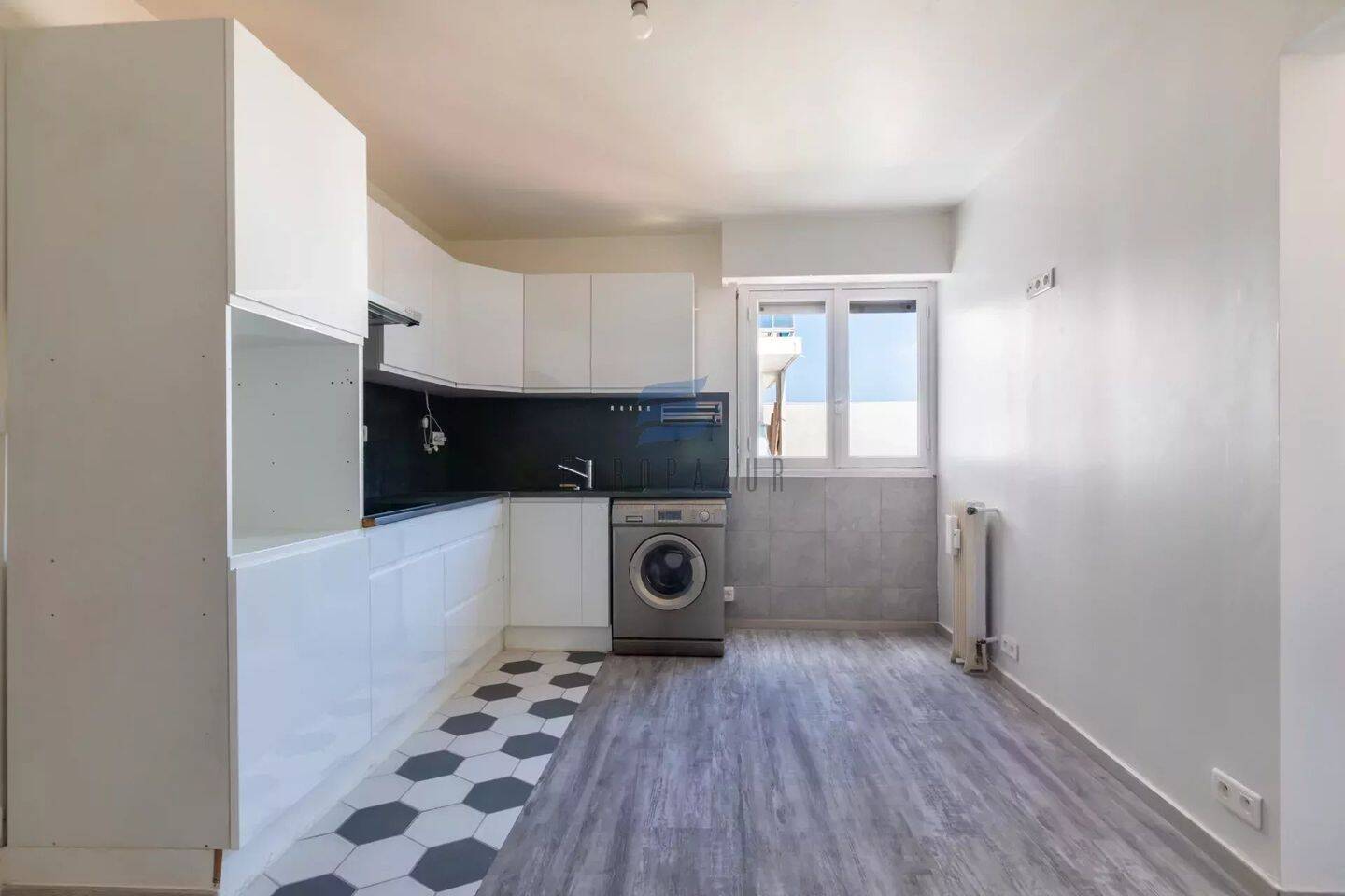 Appartement 2 pièces 30 m² · à Nice · 30,3 m² · 195 000 €