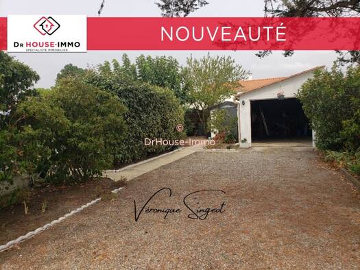 Maison de plain-pied à vendre 214 500 € 3 pièces 2 chambres 75 m² 480 m² de terrain L'Aiguillon-sur-Mer 85460