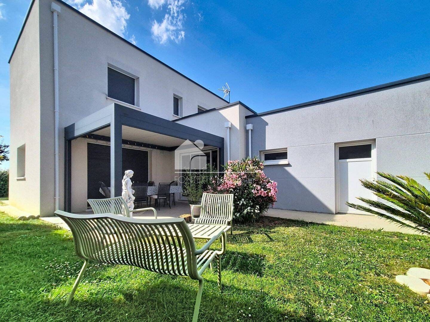 Maison 6 pièces 139 m² · à Bourguébus · 139,3 m² · 374 900 €