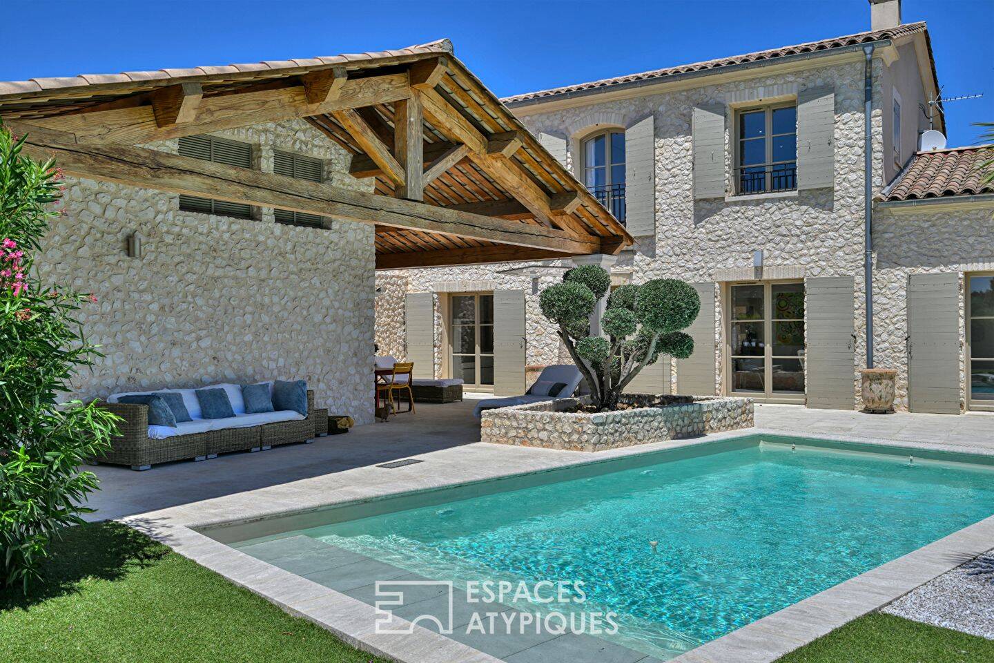 Maison 7 pièces 154 m² · à Uzès · 154 m² · 998 400 €