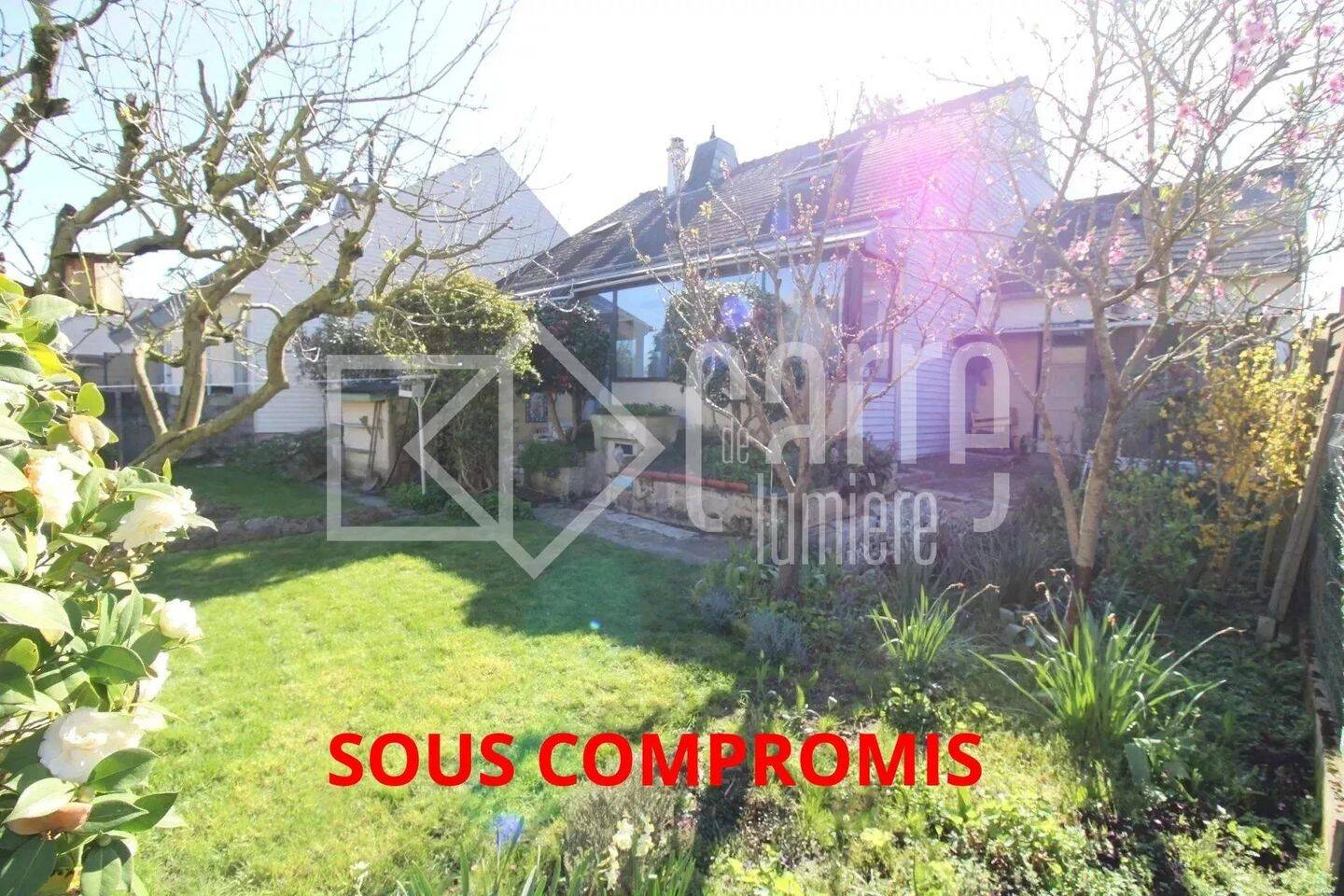 Maison 5 pièces 91 m² · à Mûrs-Erigné · 91 m² · 254 400 €