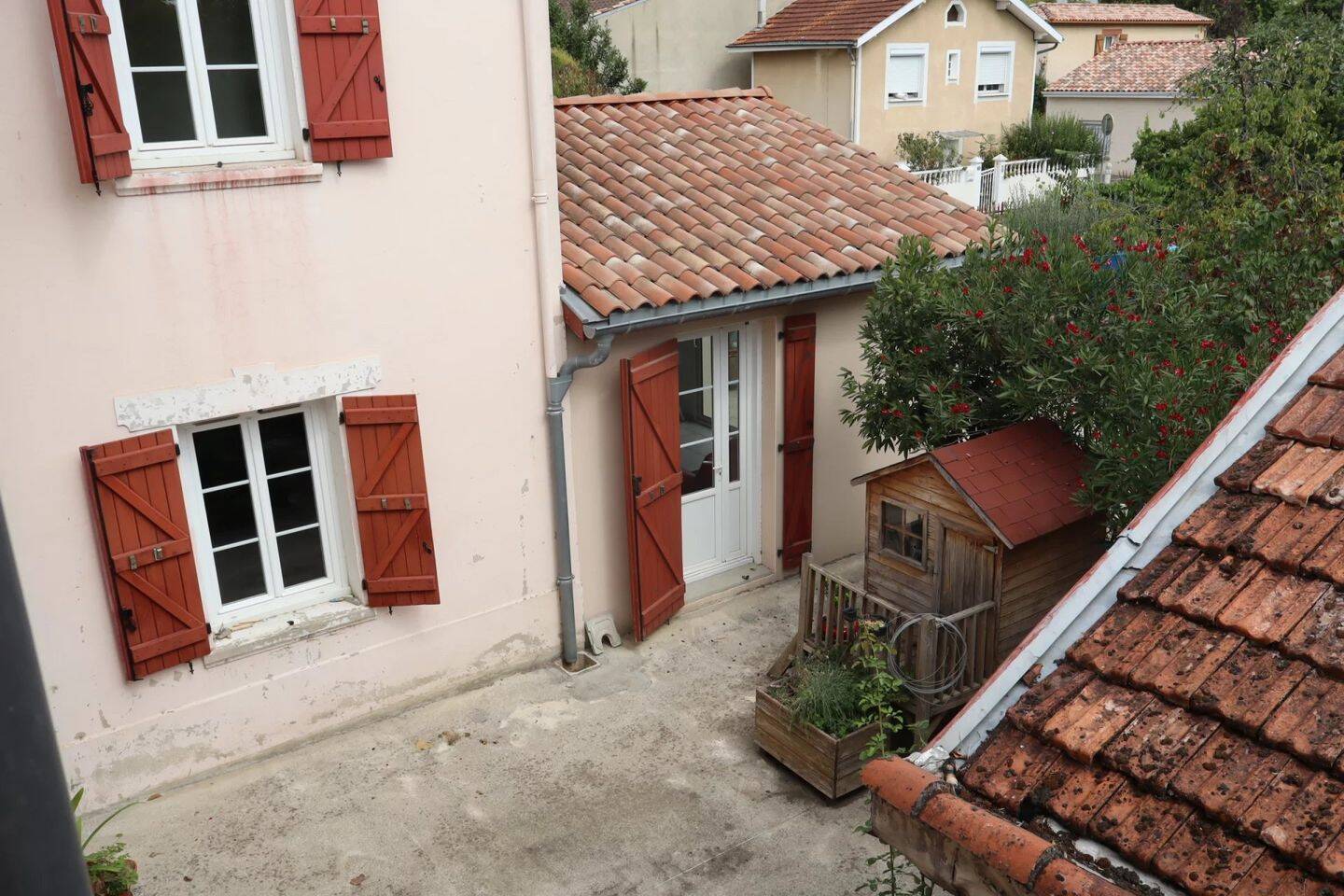Maison 6 pièces 150 m² · à Toulouse · 150 m² · 2 350 €/mois