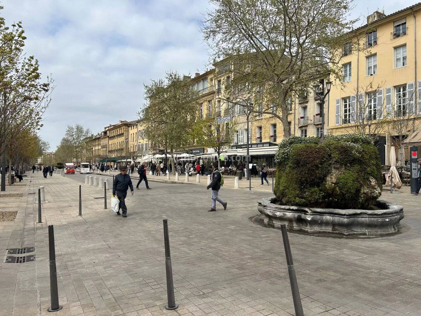 Appartement 2 pièces 30 m² · à Aix-en-Provence · 30 m² · 850 €