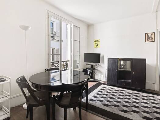 Appartement à vendre 370 000 € 2 pièces 1 chambre 39 m² Étage 1/3 Montmartre Paris 18ème arrondissement 75018