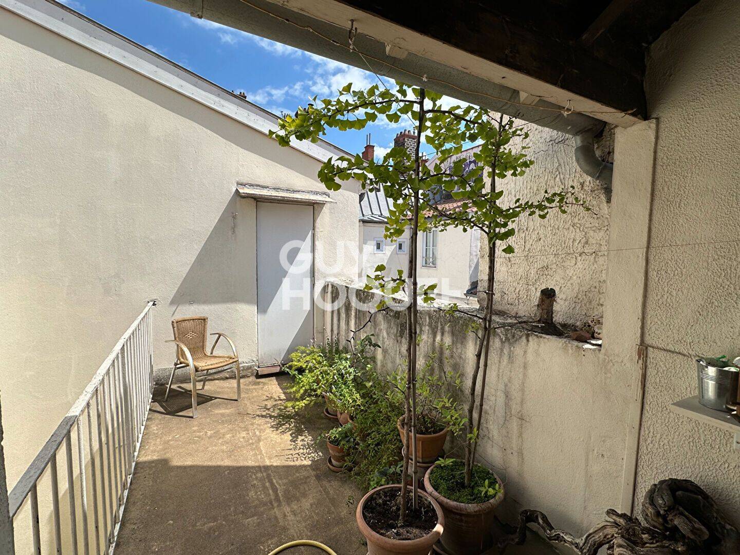 Appartement 3 pièces 100 m² · à Lyon 2ème Arrondissement · 99,8 m² · 449 000 €