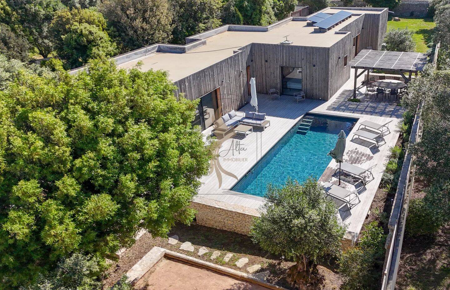 Maison 5 pièces 166 m² · à Bonifacio · 166 m² · 1 390 000 €