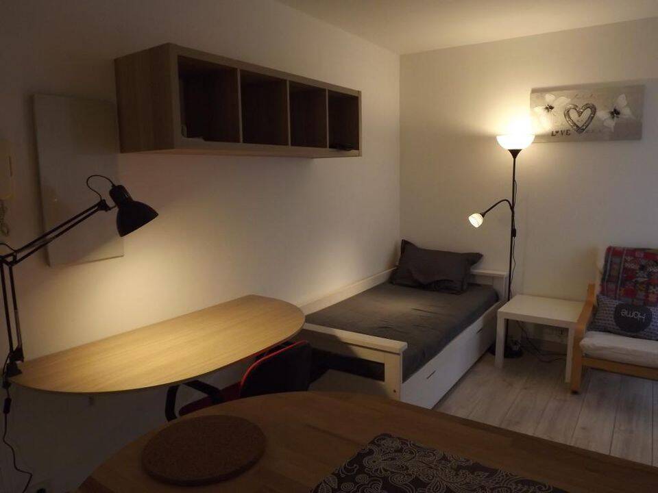 Appartement 1 pièce 20 m² · à Montigny-le-Bretonneux · 20 m² · 800 €/mois