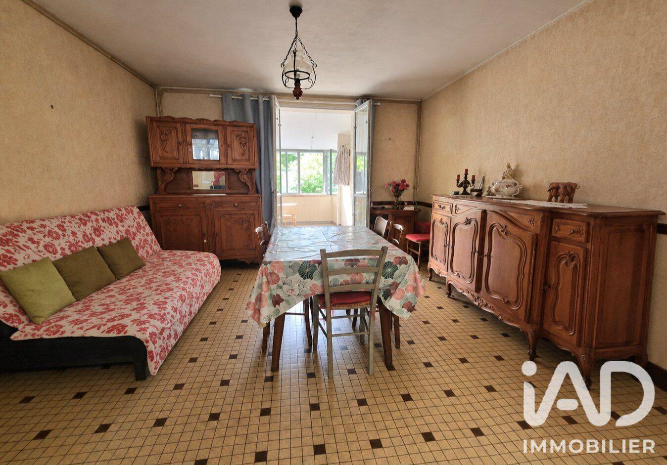 Maison 7 pièces 93 m² · à Doué-en-Anjou · 93 m² · 116 000 €