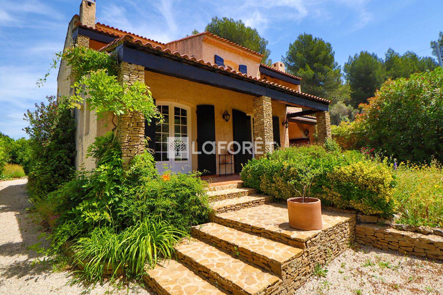 Maison 5 pièces 168 m² · à Aubagne · 168 m² · 730 000 €