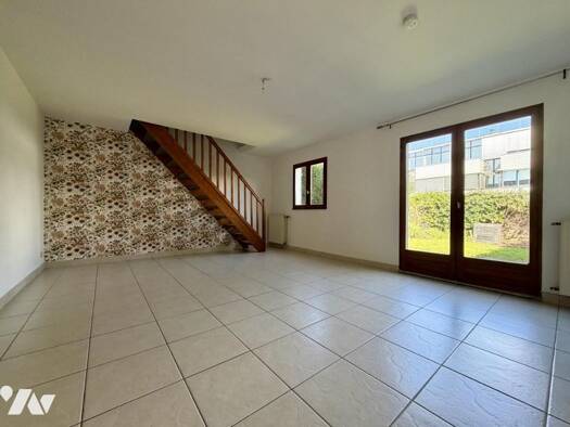 Maison à vendre 344 850 € 4 pièces 3 chambres 100 m² de terrain Nantes 44000