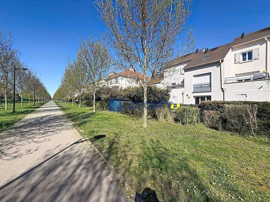 Appartement à vendre 132 000 € 1 pièce 36 m² RDC Saint-Pierre-du-Perray 91280