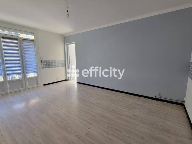 Appartement à vendre 130 000 € 4 pièces 3 chambres 77 m² Étage 3/6 Ancien Hôpital Béziers 34500