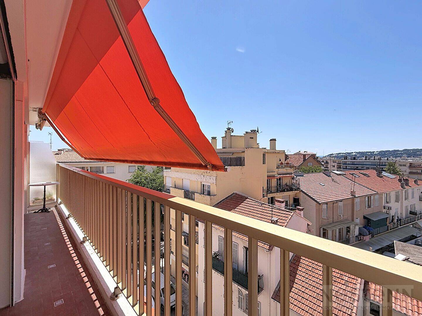 Appartement 2 pièces 51 m² · à Antibes · 50,5 m² · 395 000 €
