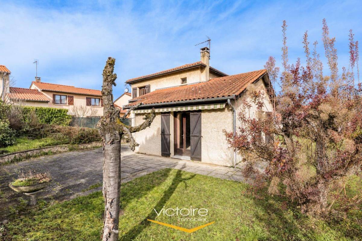 Maison 5 pièces 114 m² · à Bron · 114 m² · 525 000 €