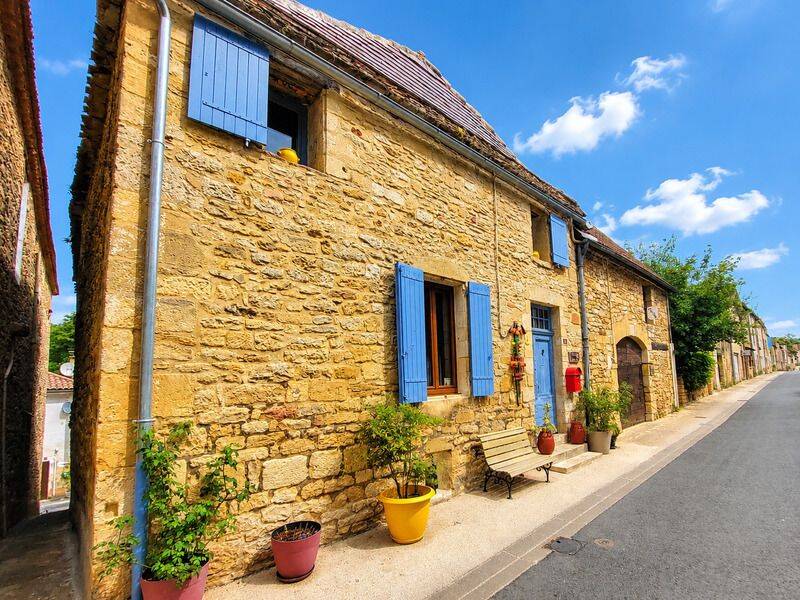 Maison 4 pièces 140 m² · à Villefranche-du-Périgord · 140 m² · 153 000 €