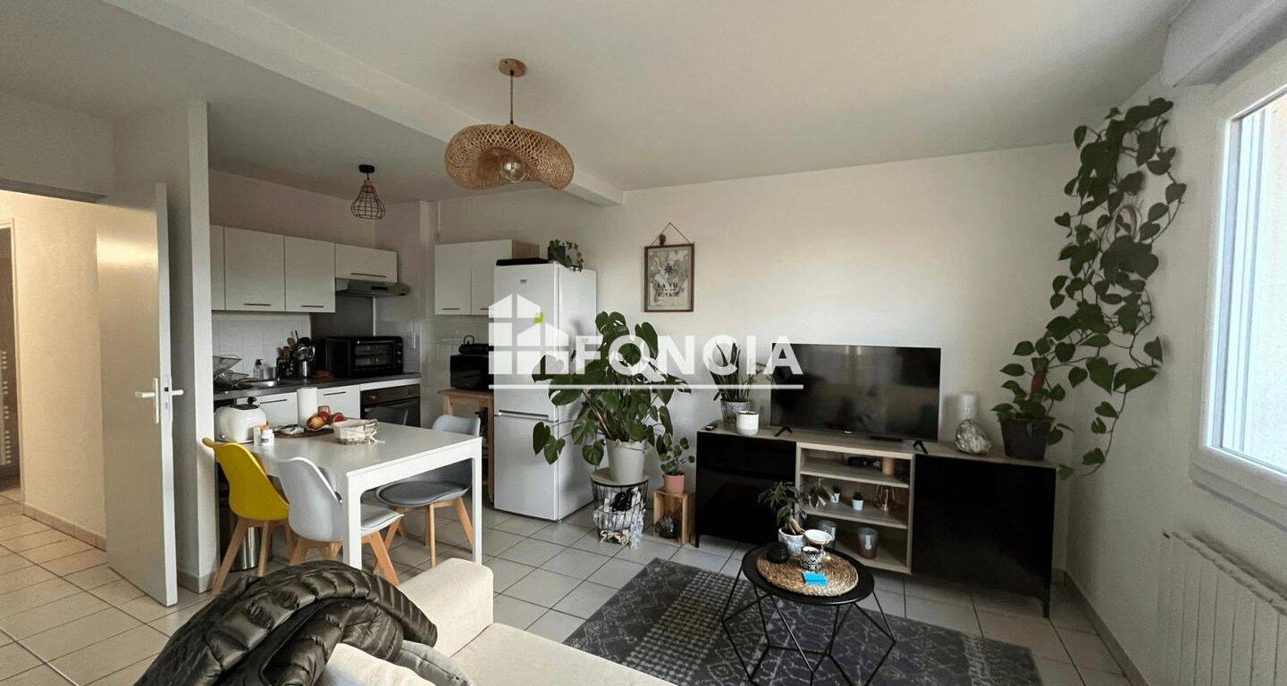 Appartement 2 pièces 56 m² · à Clermont-Ferrand · 55,8 m² · 665 €