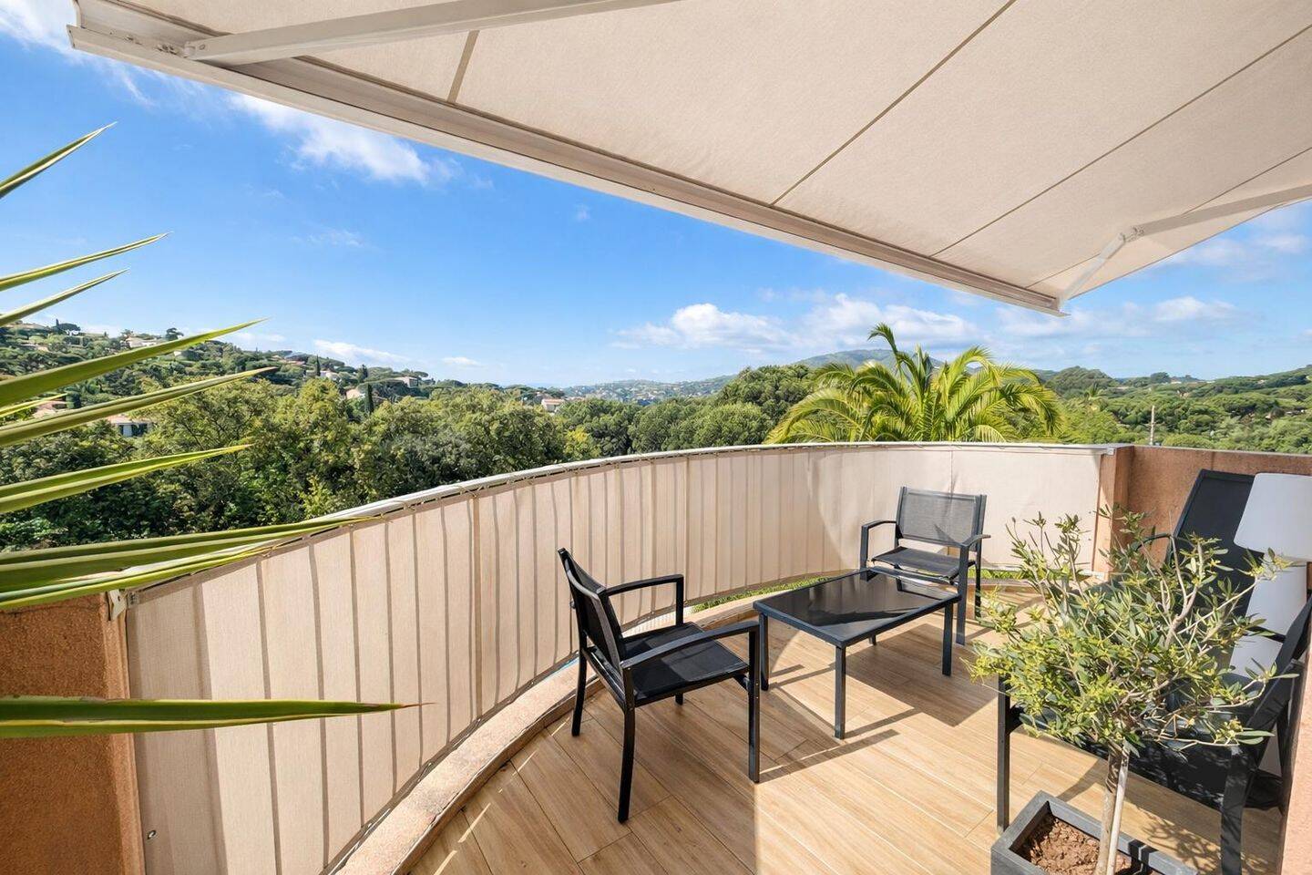 Appartement 3 pièces 65 m² · à Sainte-Maxime · 65 m² · 370 000 €