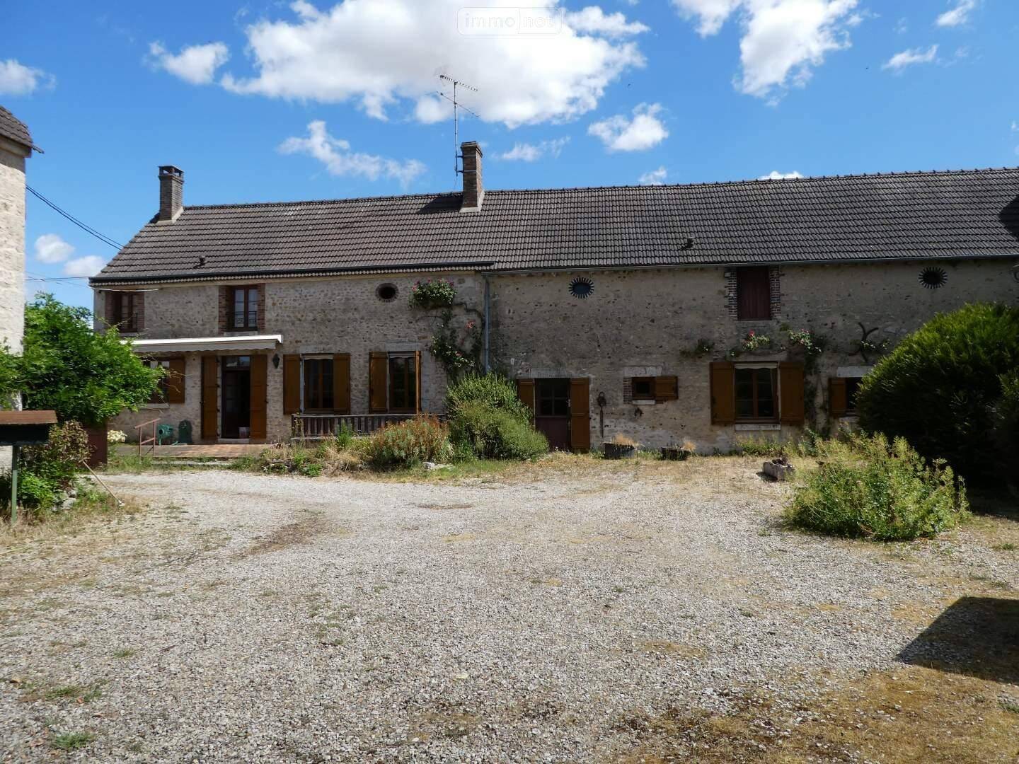 Maison 5 pièces 184 m² · à Griselles · 184 m² · 249 500 €