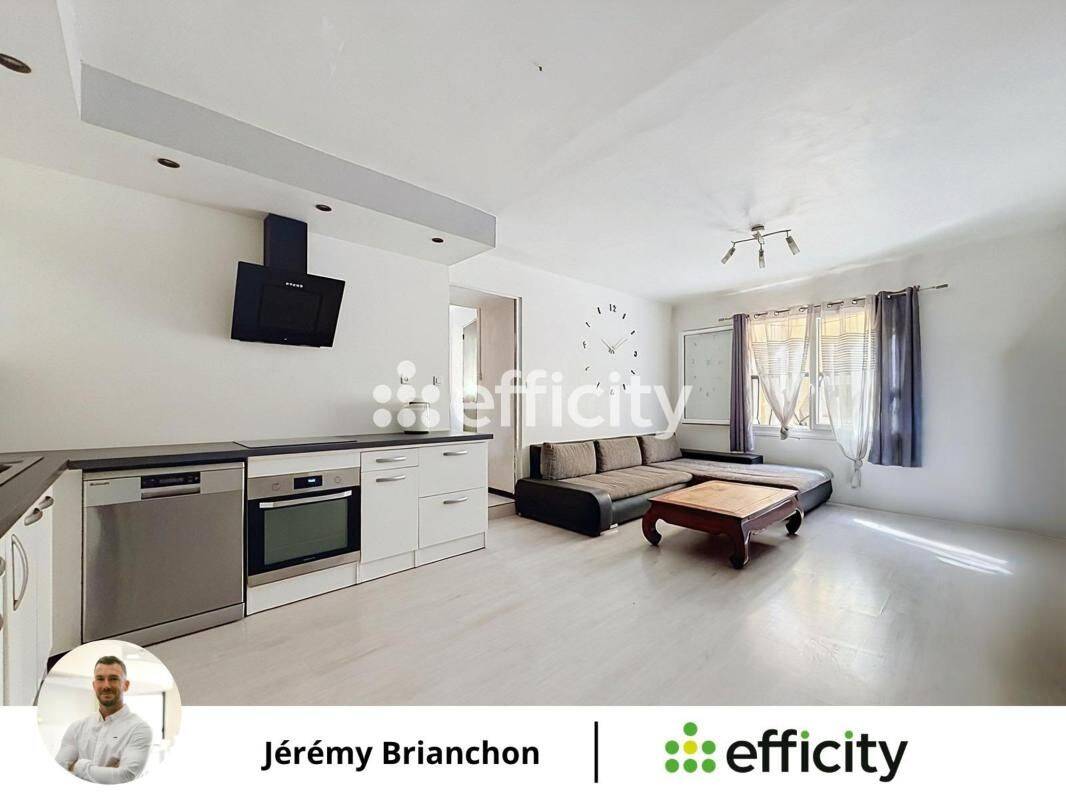 Maison 6 pièces 110 m² · à La Bastide-des-Jourdans · 110 m² · 150 000 €