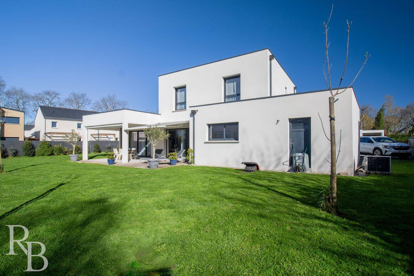 Maison 5 pièces 156 m² · à Surzur · 155,8 m² · 694 000 €