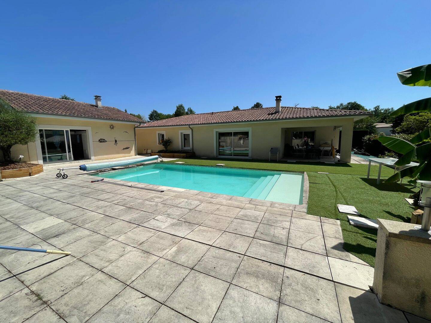 Maison 6 pièces 148 m² · à La Brède · 147,5 m² · 535 000 €