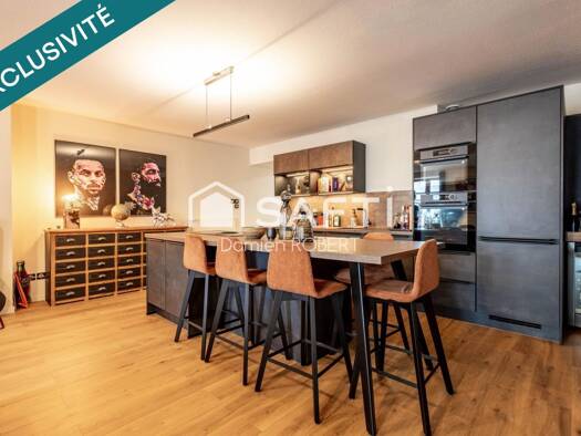 Appartement à vendre 192 000 € 4 pièces 3 chambres 106 m² Étage 1/2 Marnay 70150